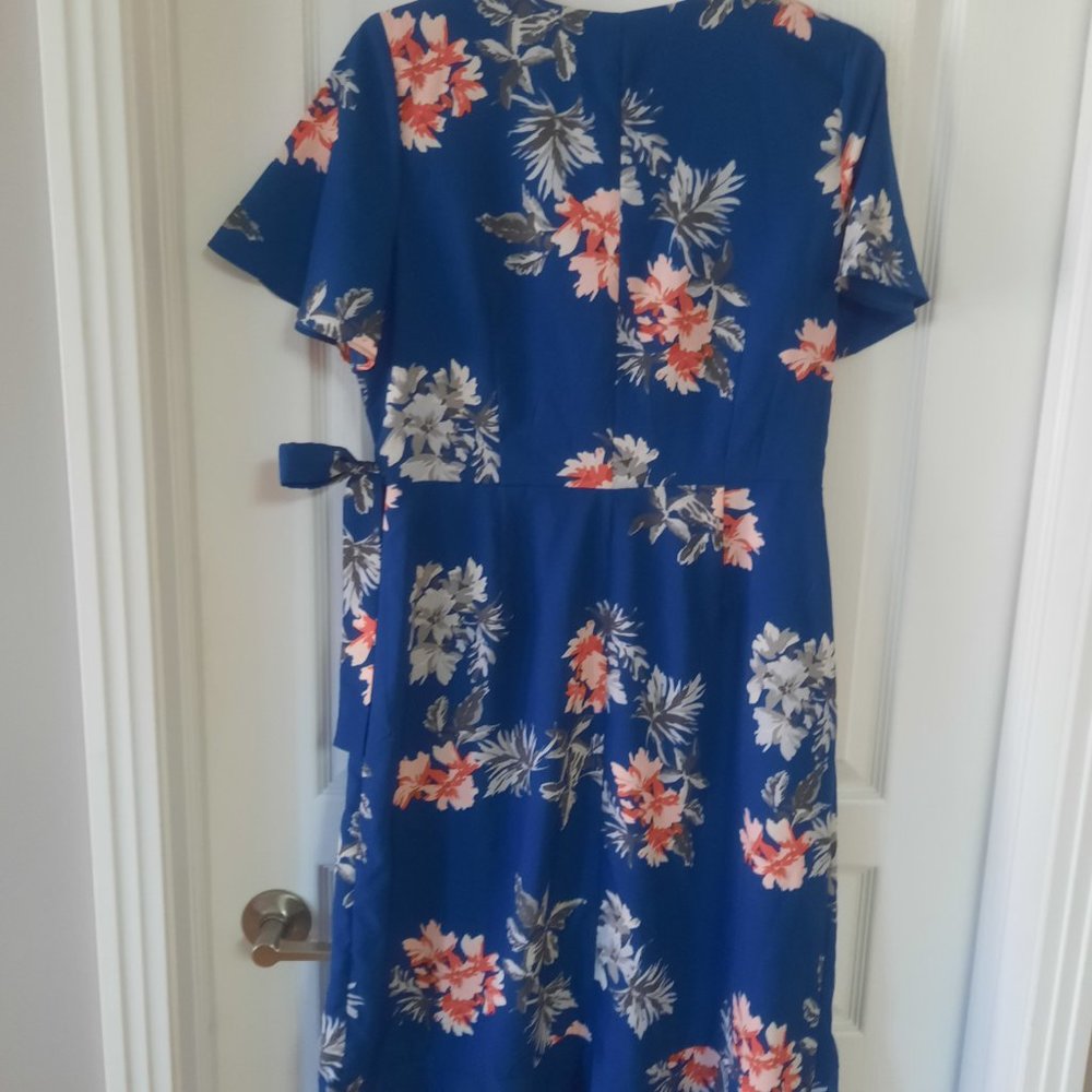 Banana Republic Factory Blue Floral Wrap Dress - Picture 8 of 9